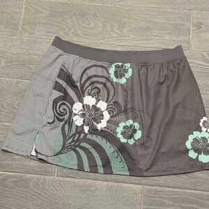 Tail Gray and Green Floral Golf Pickleball Mini Skort Women’s Sz XXL